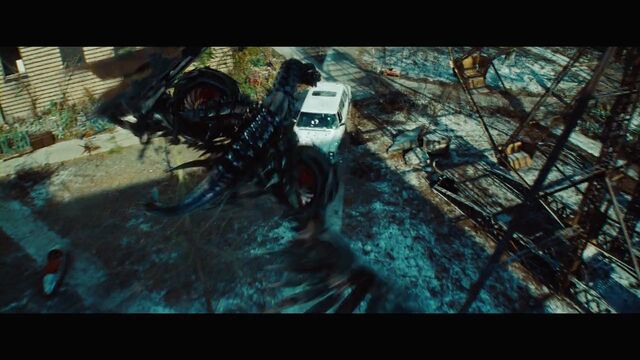 File:Dotm-laserbeak-film-2.jpg
