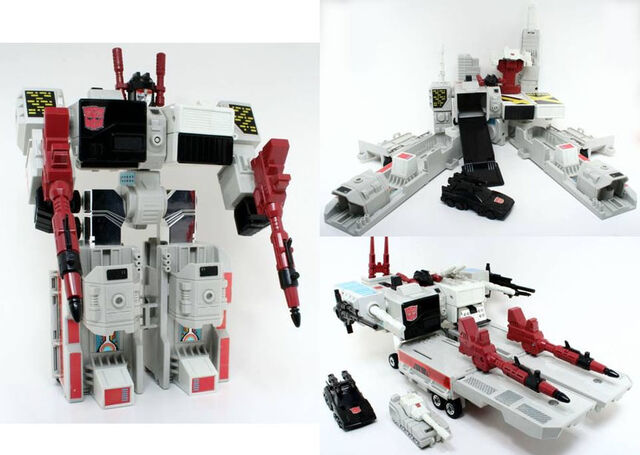 File:G1Metroplex toy.jpg
