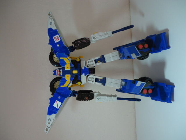 File:Energon-beachcomber-toy-mega-1.jpg