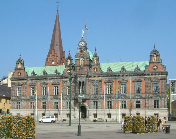 File:Malmo-city hall, cropped.jpg