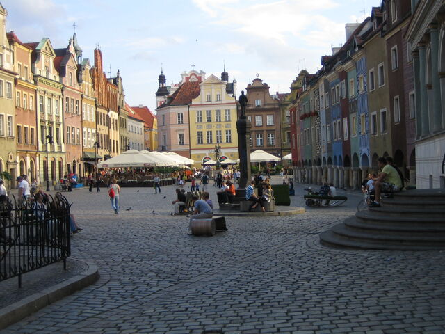 File:Poznan2.jpg
