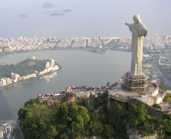 File:Corcovado statue01 2005-03-14.jpg