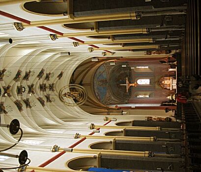 File:St-servatius-basilica.jpg