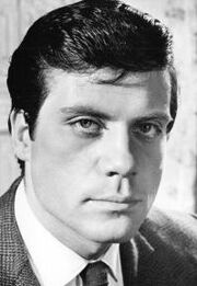 Oliver-reed Young