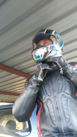 File:SpyPhoto 20130803 210825645.jpg