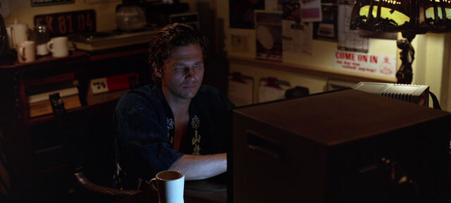 File:Flynn working.jpg