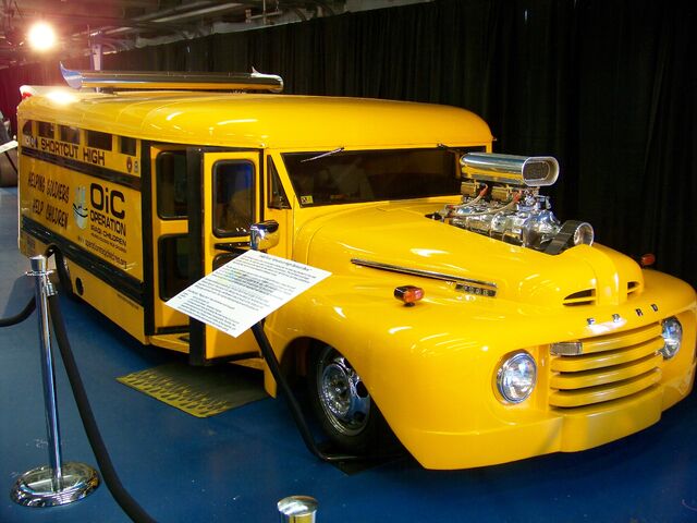 File:Hot Rod Bus.jpg