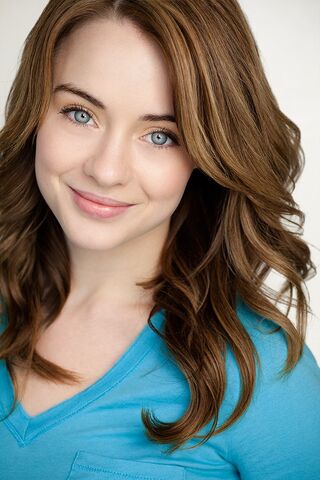 File:Hannah Kasulka.jpg