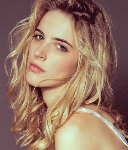 File:ChloeHolmes.jpg