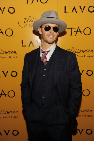 File:RyanHalloween.jpg