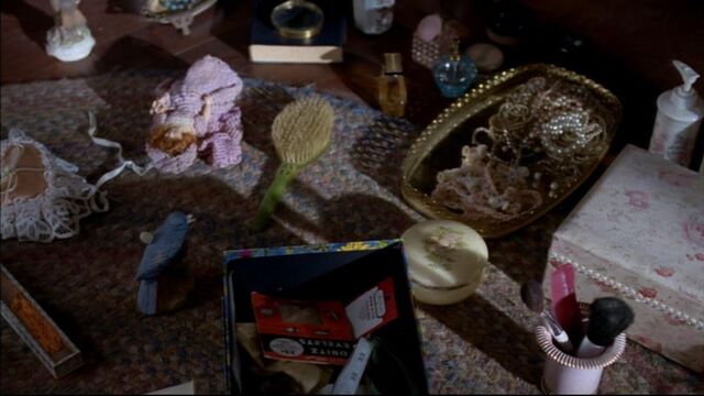 File:GranBelongings.jpg