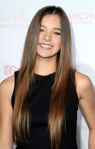 File:Hailee-port2.jpg