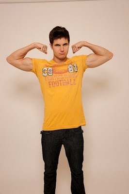 File:RobbieAmell DSC4592.jpg