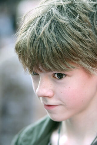 Plik:ThomasSangsterJuly06.jpg