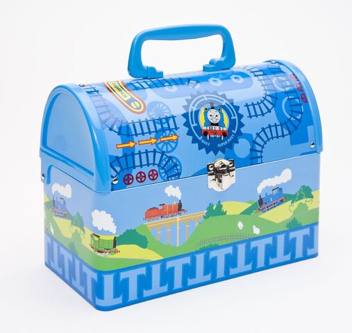 File:SchyllingThomasDomedKeepsakeBox.jpg