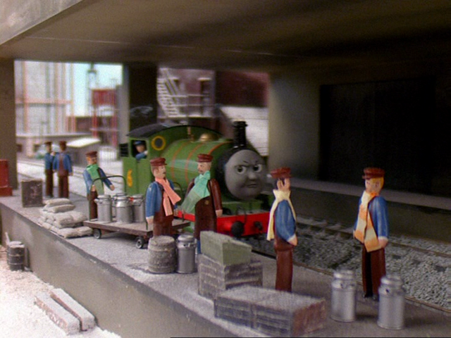 File:AScarfforPercy23.png