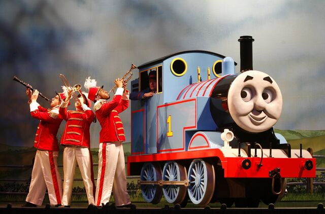 File:ThomasSavestheDay(LiveShow)4.jpg