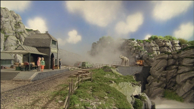 File:TheRunawayElephant21.png