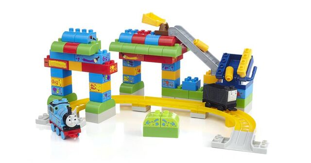 File:MegaBloksThomasAtTheSodorPaintShop.jpg