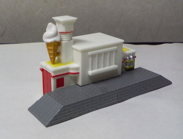 File:Wind-upIceCreamFactory.jpg