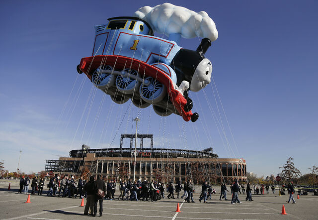 File:Macy'sThanksgivingDayThomasParadeBalloon.jpg