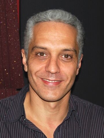 File:RobertoEncinas.jpg