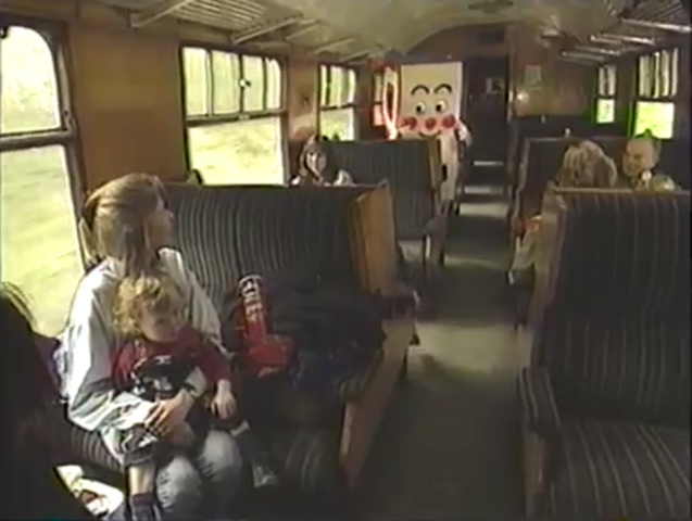 File:HelloThomasandJames85.png
