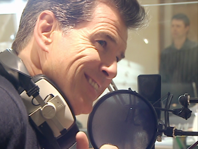 File:BehindtheSceneswithPierceBrosnan11.png