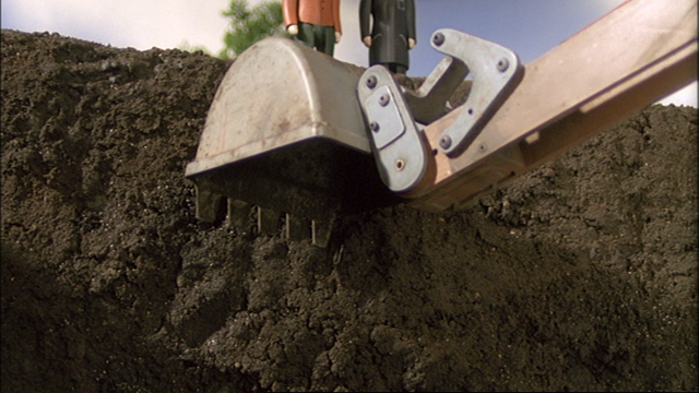 File:AVisitFromThomas28.png