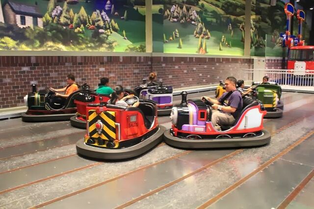 File:TheLittleBigClubBumpingBuffersSteamies&DieselsRide2.jpg