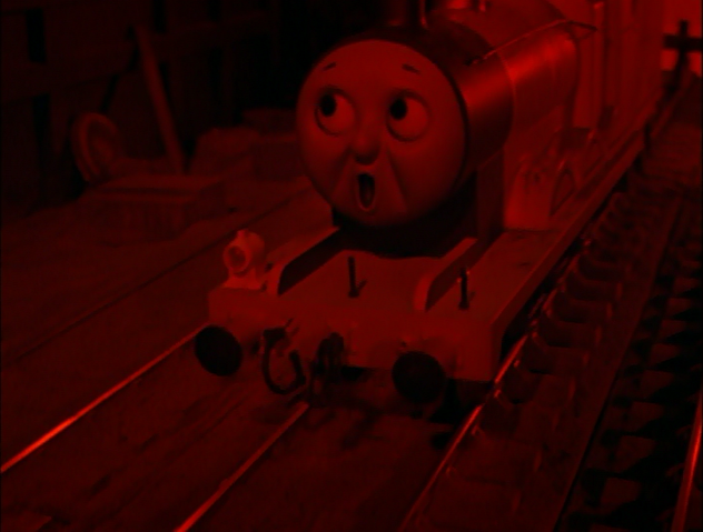 File:ThomasAndTheMagicRailroad900.png