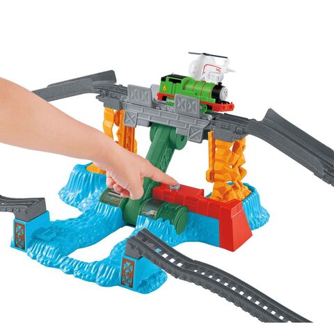 File:Harold'sHigh-FlyingRescueSet2.jpg