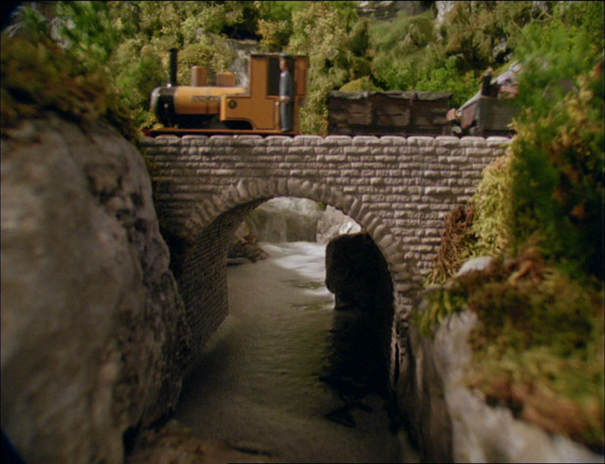 File:PassengersandPolish29.png