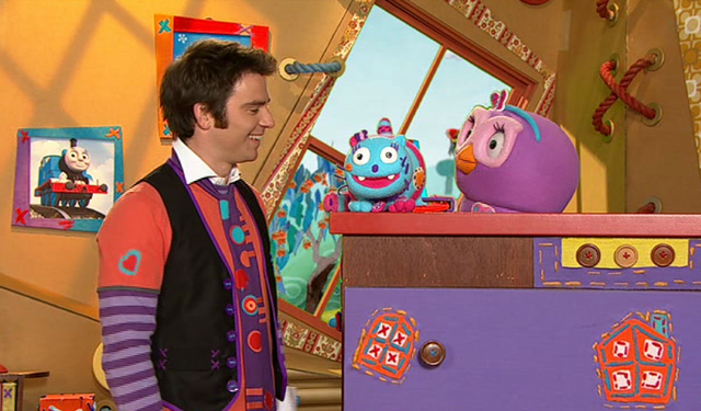 File:ThomasPromoonGiggleandHoot.png