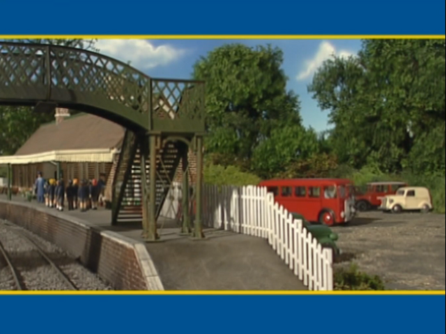 File:TheChildrenWaitforGordon4.png