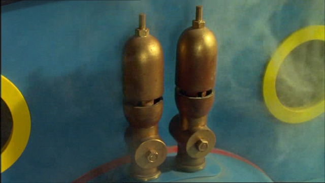 File:HideAndPeep56.png