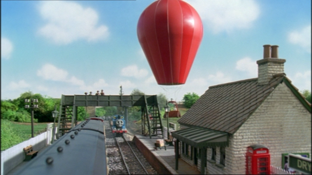 File:JamesandtheRedBalloon20.png