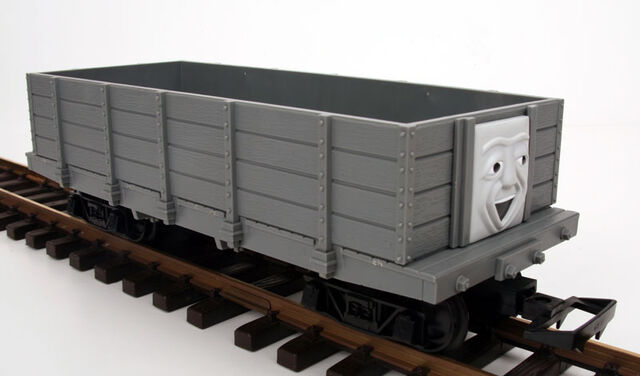 File:LionelGScaleTroublesomeTruck.jpg