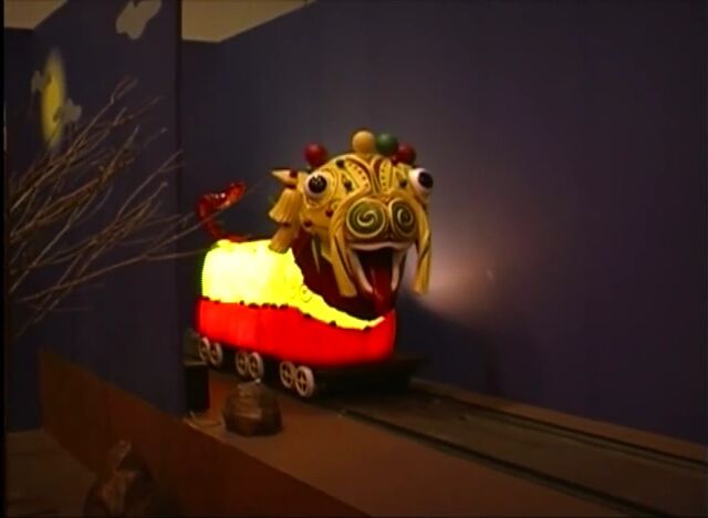 File:ChineseDragonThomasEvent2002Japan.jpeg