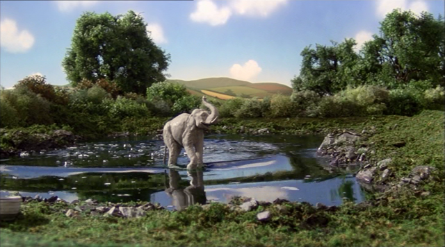 File:TheRunawayElephant48.png