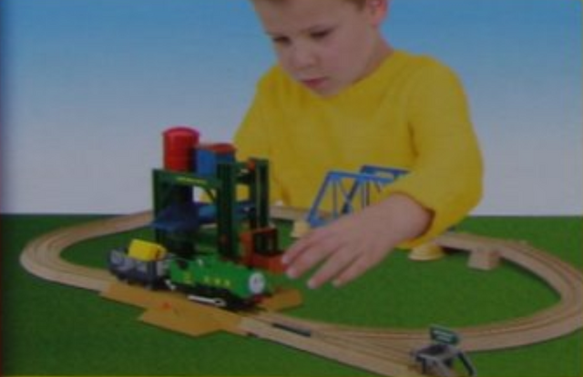 File:TrackMaster(HiTToyCompany)DuckatMcColl'sFarm.png