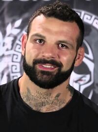 Alessio Sakara 3