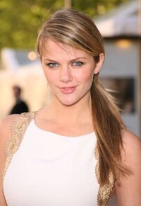 Brooklyn Decker 2