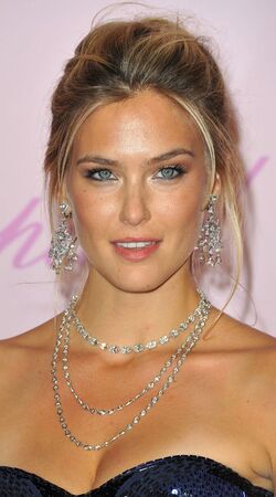 Bar Refaeli 4