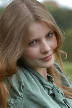 Rachel Clare Hurd-Wood 10