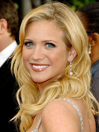 Brittany Snow 5