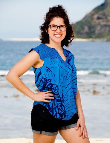 File:Dana S7 Contestant.jpg