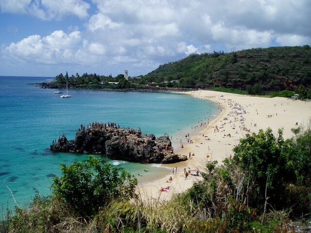 File:WaimeaBay.jpg