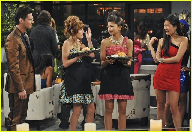 File:Party It Up 2.jpg