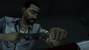 No Time Left - Lee amputa braço.png